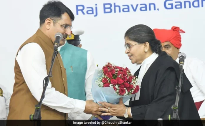 Sunita Agarwal and Governor