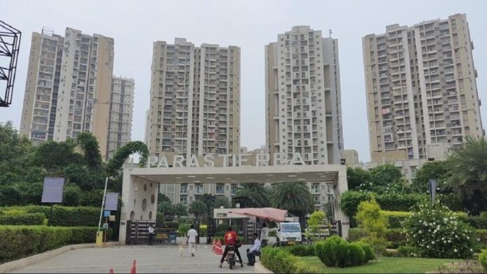 Noida buildings